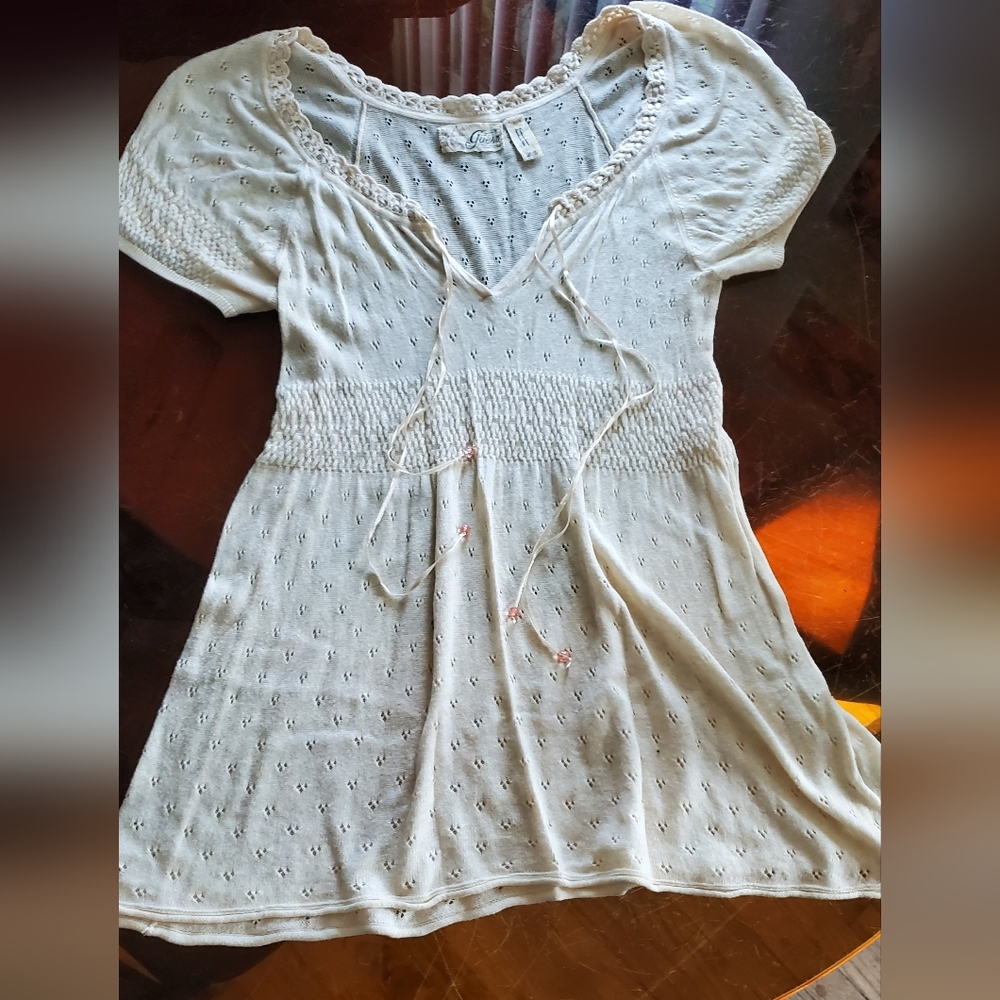 Guess empire waist cotton eyelet shirt beige tie front Large